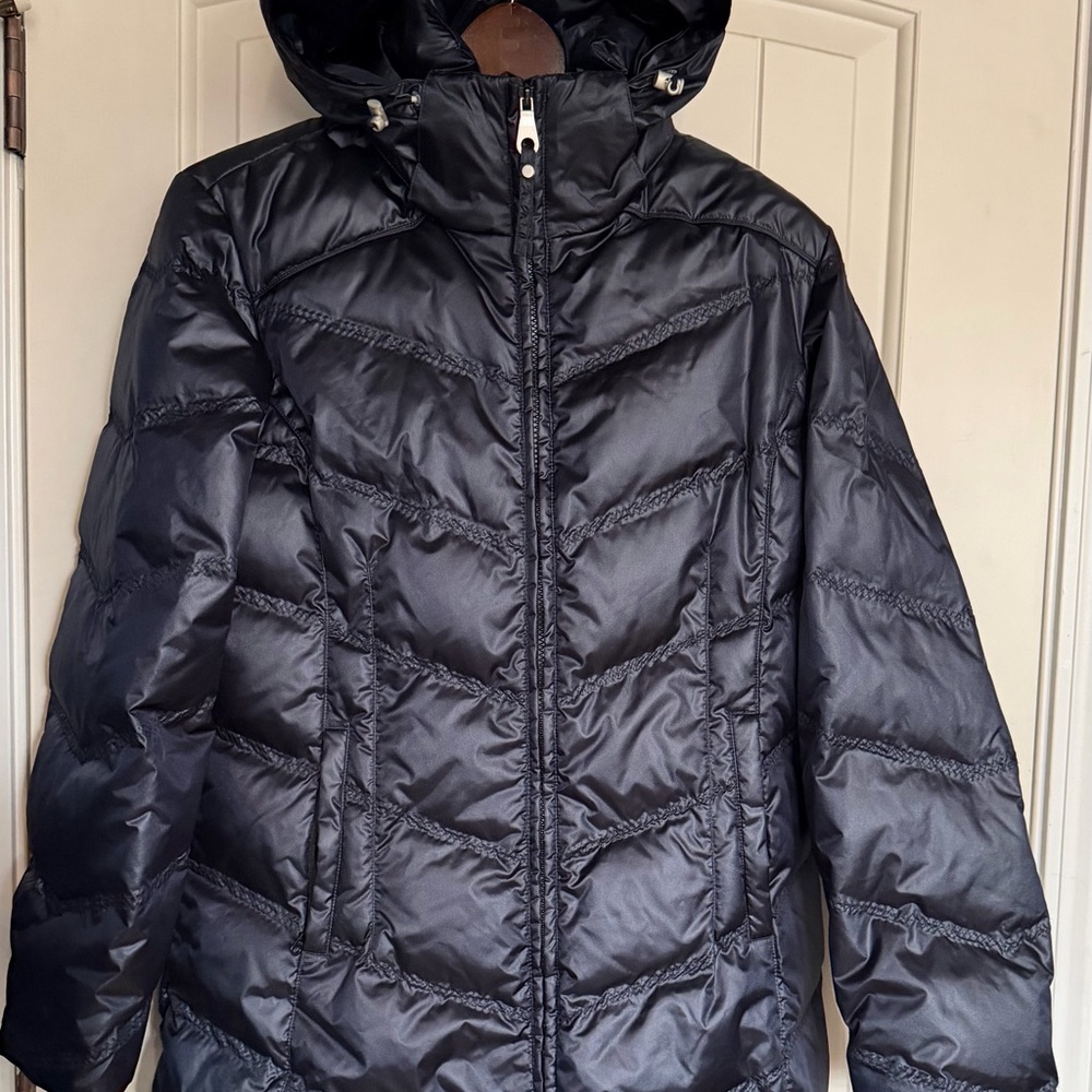 NILS Women's Dark Puffer Coat with Hood
